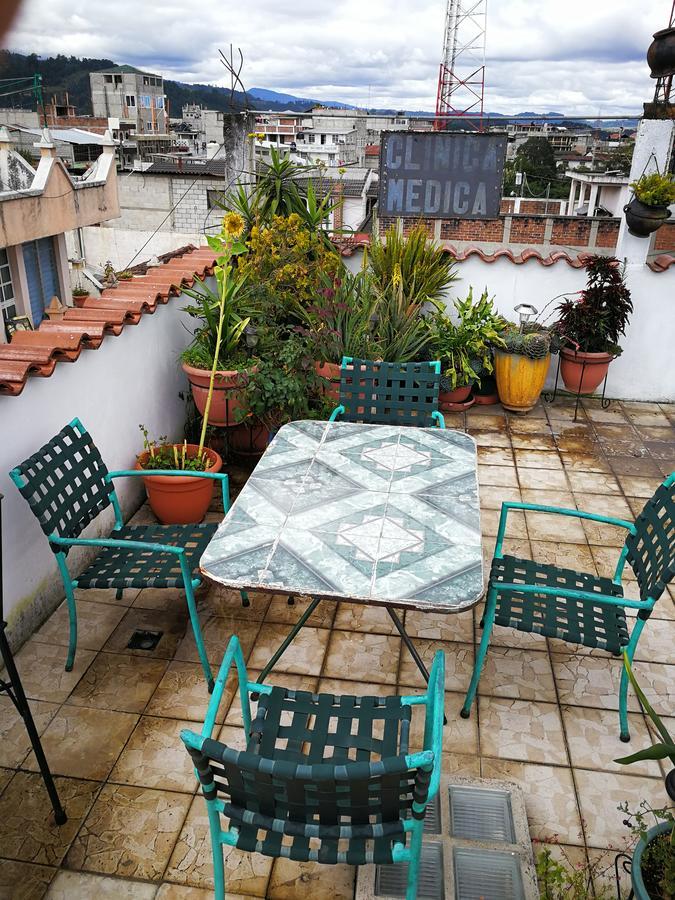 Hotel Chalet Chichicastenango Buitenkant foto